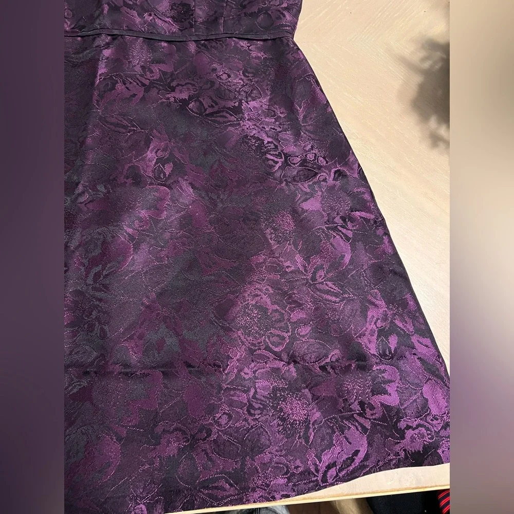 Elegant Purple Dress - Picture 2 of 5